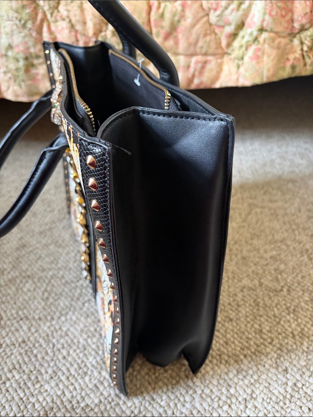 Aldo Black, Gold and White Baroque Chain-Accent Tote PURSE BAG - Picture 4 of 6